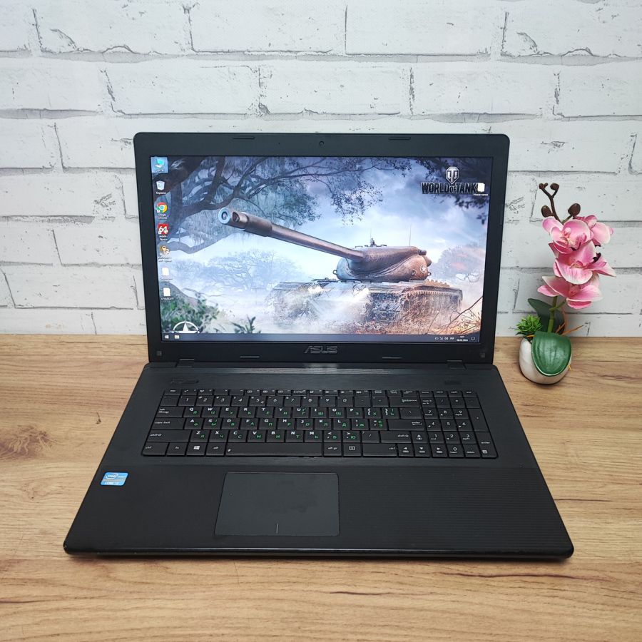 Ноутбук Б/В ASUS X75A, Intel Core i3-2370M, DDR3 8GB, SSD 128GB, 17" HD