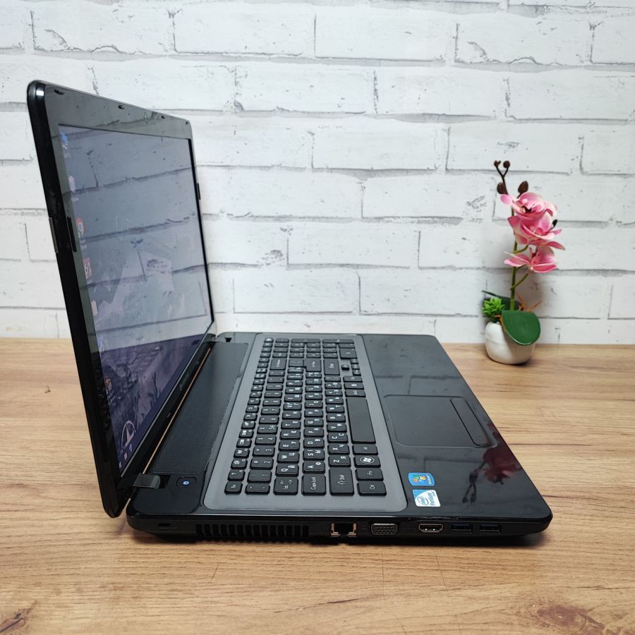 Ноутбук Б/В Packard Bell VG70, Intel Celeron B820, DDR3 8 GB, SSD 128GB + HDD 320GB, 17.3" HD