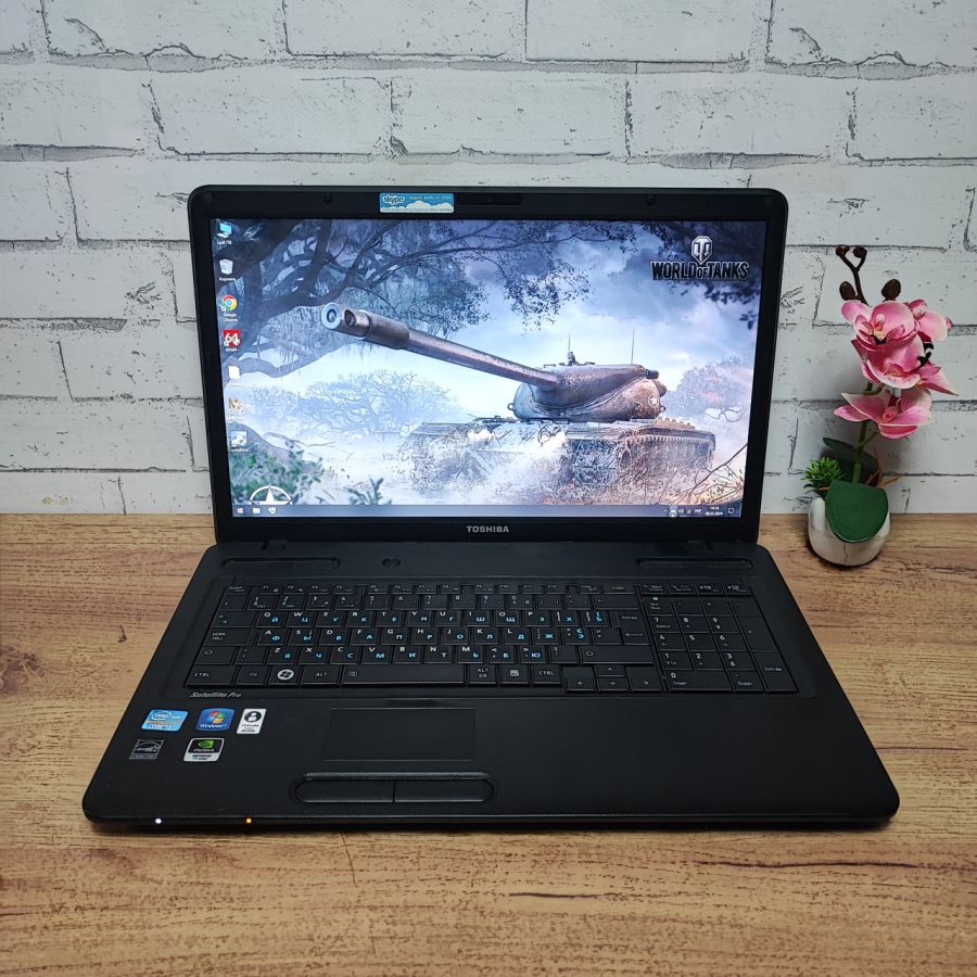 Ноутбук Б/В Toshiba Satellite Pro L770-13J, Intel Core i3-2330M, DDR3 8 GB, SSD 160GB, NVIDIA GeForce GT 525M, 17.3"