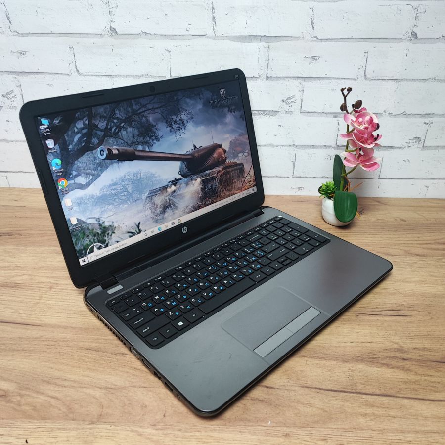 Ноутбук Б/В HP 250 G3, Intel Core i3-3217U, DDR3 8 GB, SSD 256GB, 15.6" HD