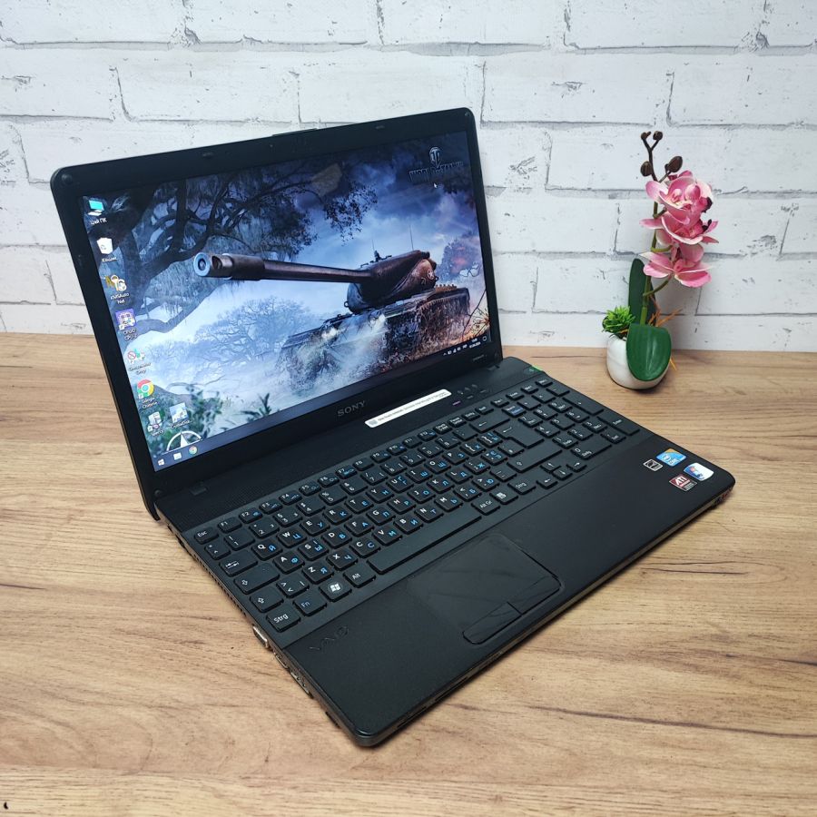 Ноутбук Б/В Sony Vaio PCG-71211M, Intel Core i5-480M, DDR3 8GB, SSD 128GB, AMD Radeon HD 5000 1GB, 15.6" HD