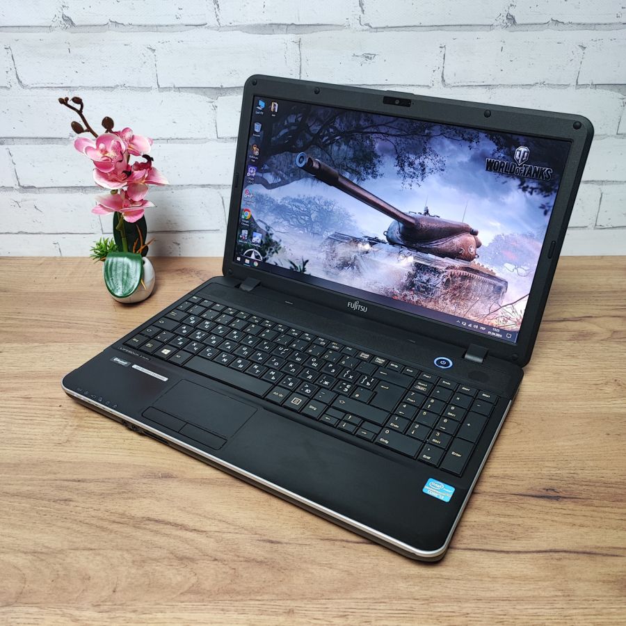 Ноутбук Б/В Fujitsu A512, Intel Core i3-3110M, DDR3 8 GB, SSD 128GB, 15.6" HD