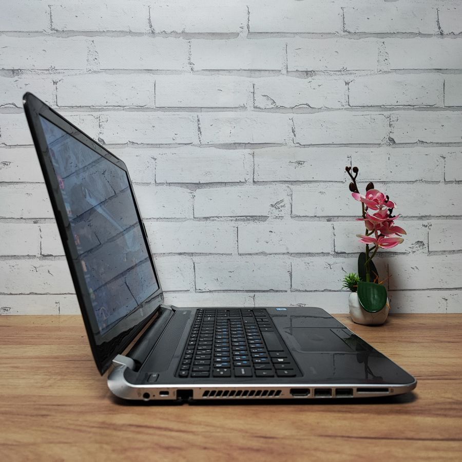 Ноутбук Б/В HP 15-N001ED, Intel Core i3-3217U, DDR3 8 GB, SSD 128GB, 15.6" HD