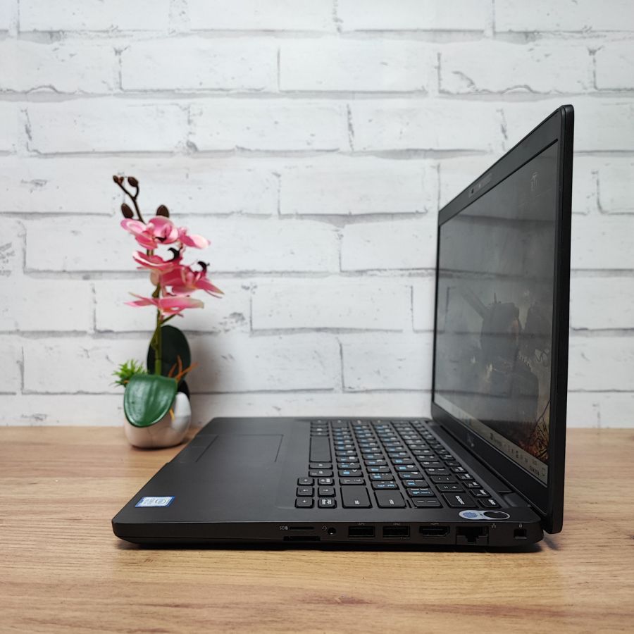 Ноутбук Б/В Dell Latitude 5400, Intel Core i5-8665U, DDR4 16GB, SSD 256GB, 14" Full HD Сенсор