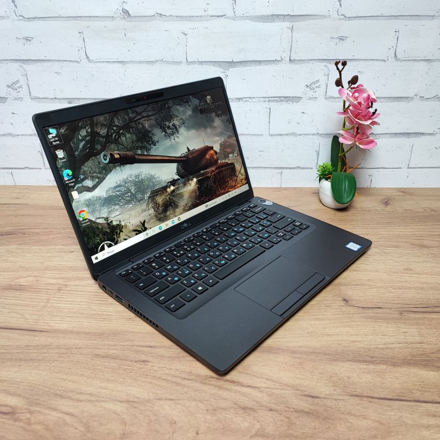 Ноутбук Б/В Dell Latitude 5400, Intel Core i5-8665U, DDR4 16 GB, SSD 256GB, 14" Full HD Сенсор