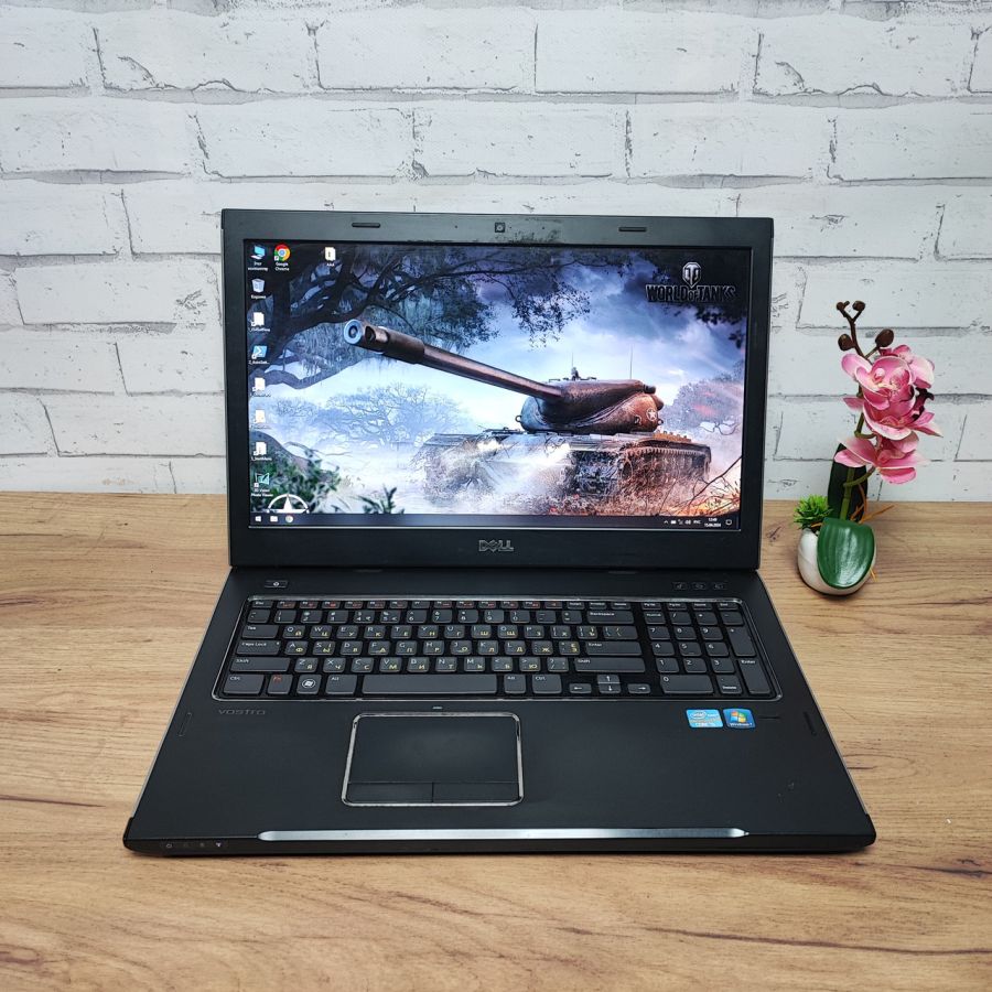 Ноутбук Б/В Dell Vostro 3750, Intel Core i5-2410M, DDR3 8 GB, SSD 256GB, NVIDIA GeForce GT 525M 1GB, 17.3"