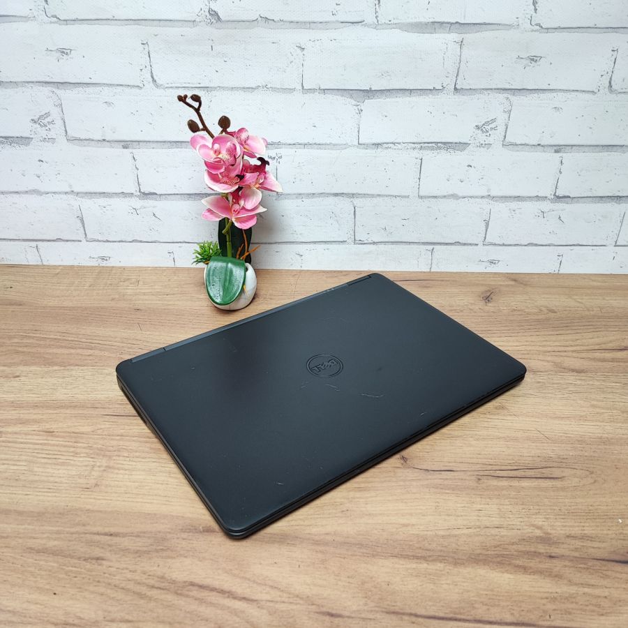 Ноутбук Б/В Dell Latitude E7450, Intel Core i7-5600U, DDR3 16 GB, SSD 256GB, 14" Full HD