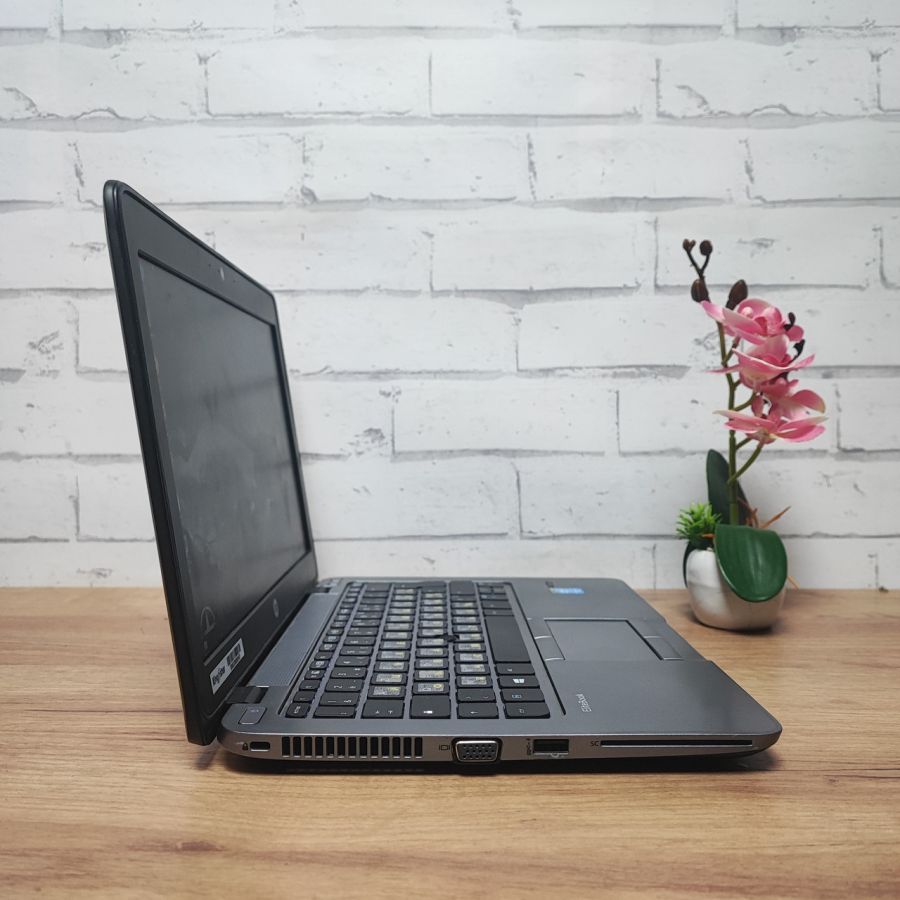 Ноутбук Б/В HP EliteBook 820 G2, Intel Core i5-5300U, DDR3 8 GB, SSD 256GB, 12" Full HD