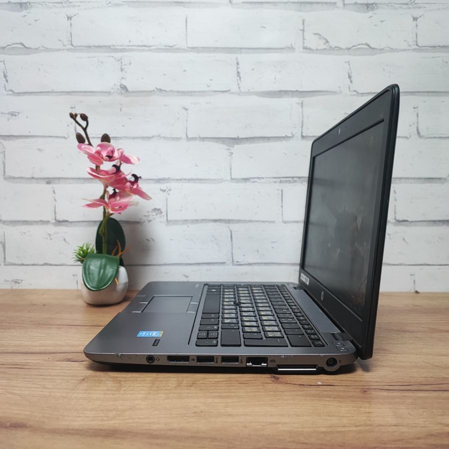 Ноутбук Б/В HP EliteBook 820 G2, Intel Core i5-5300U, DDR3 8 GB, SSD 256GB, 12" Full HD