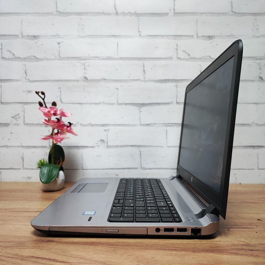 Ноутбук Б/В HP ProBook 450 G3, Intel Core i5-6200U, DDR3 8 GB, SSD 128GB, 15.6" HD