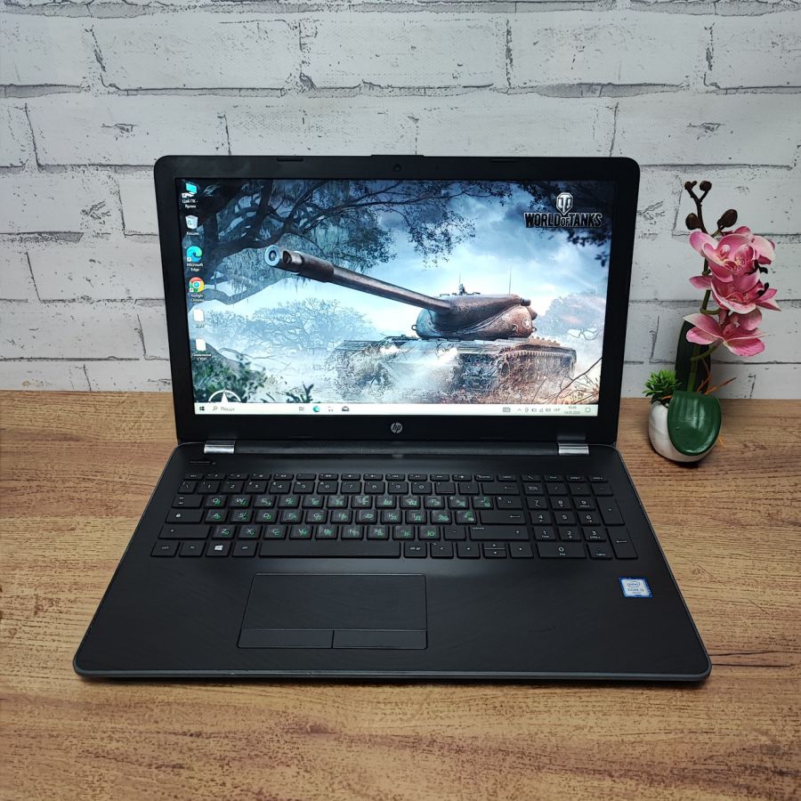 Ноутбук Б/В HP 15-BS033NL, Intel Core i3-6006U, DDR4 24 GB, SSD 256GB, 15.6" HD
