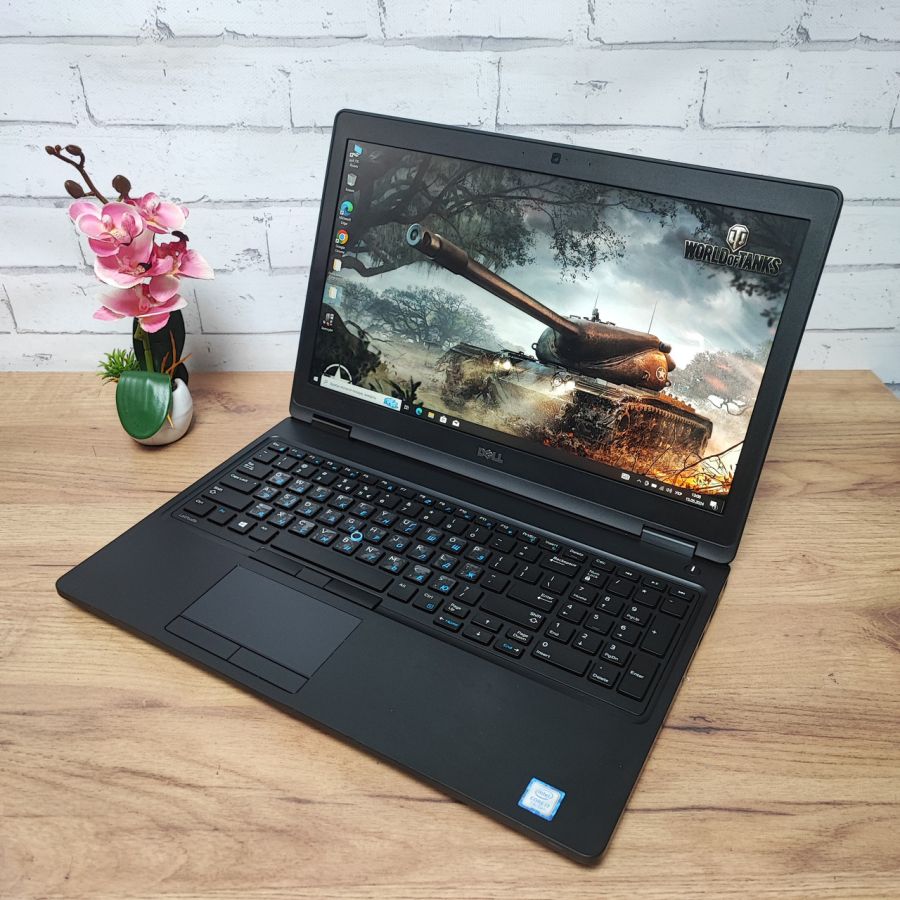 Ноутбук Б/В Dell Latitude 5580, Intel Core i5-8350M, DDR4 16 GB, SSD 256GB, 15.6" Full HD