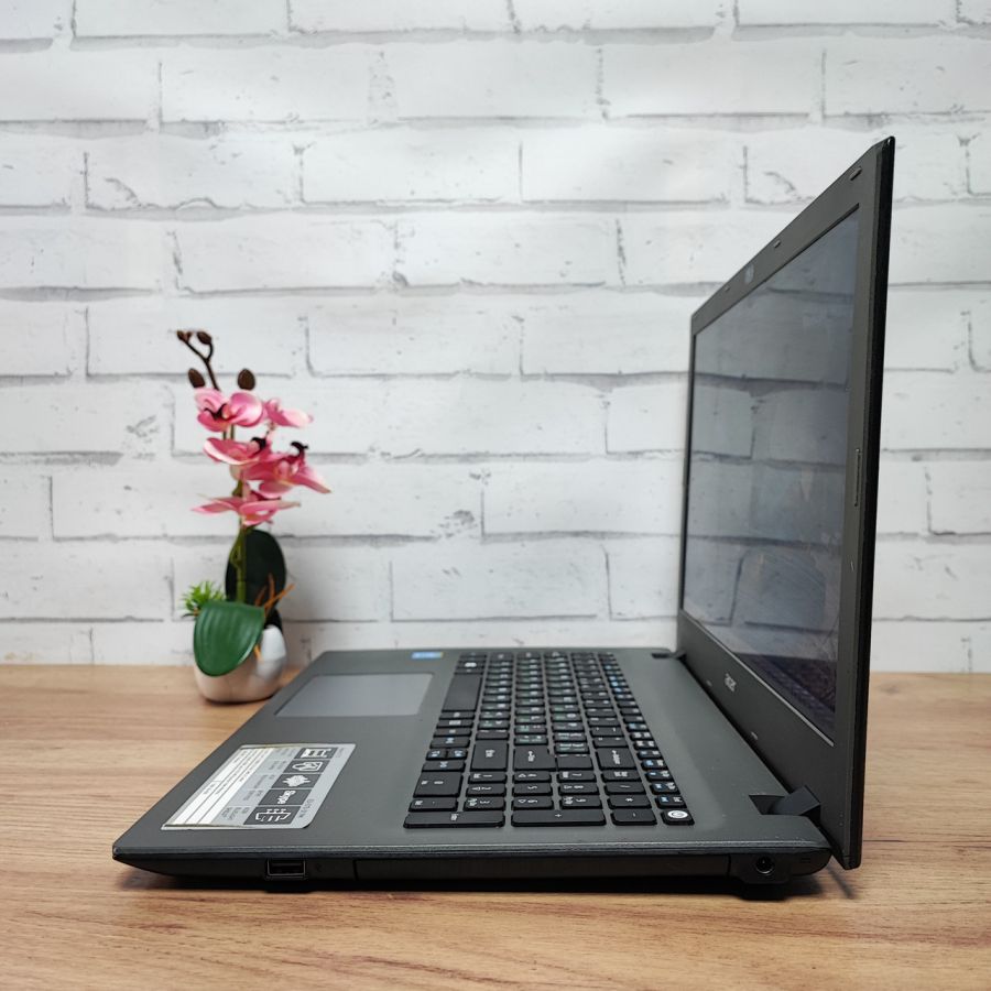 Ноутбук Б/В Acer Aspire E5-573, Intel Core i3-5005U, DDR3 8 GB, SSD 128GB, HD