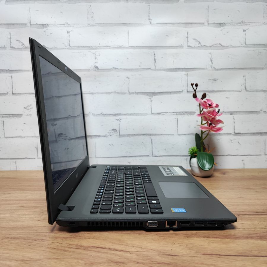 Ноутбук Б/В Acer Aspire E5-573, Intel Core i3-5005U, DDR3 8 GB, SSD 128GB, HD
