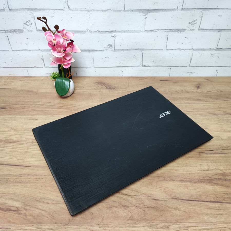 Ноутбук Б/В Acer Aspire E5-573, Intel Core i3-5005U, DDR3 8 GB, SSD 128GB, HD