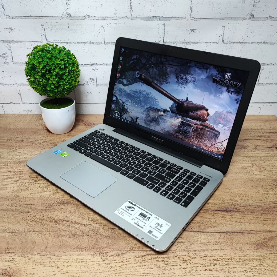 Ноутбук Б/В ASUS A555L, Intel Core i7-5500U, DDR3 12 GB, SSD 512GB, NVIDIA GeForce 920M 2Gb, 15.6" Full HD
