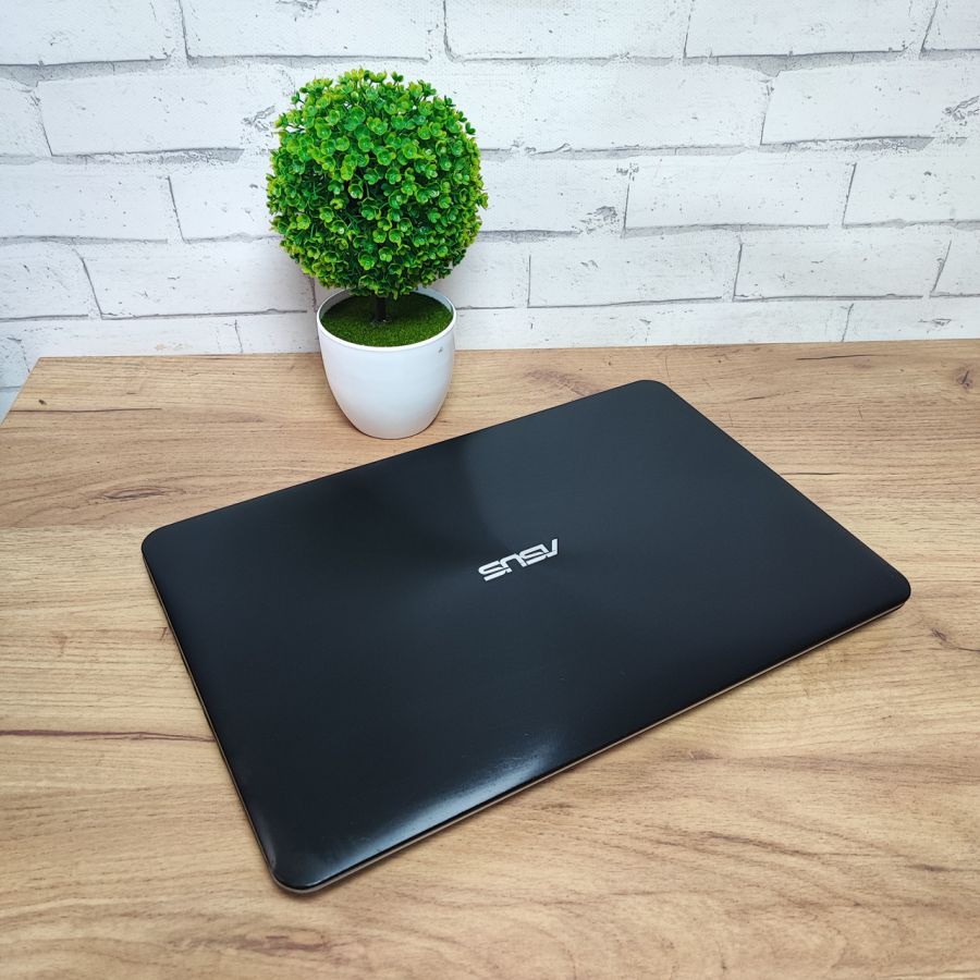 Ноутбук Б/В ASUS R556L, Intel Core i7-4510U, DDR3 12 GB, SSD 512GB, NVIDIA GeForce 820M 2Gb, 15.6"