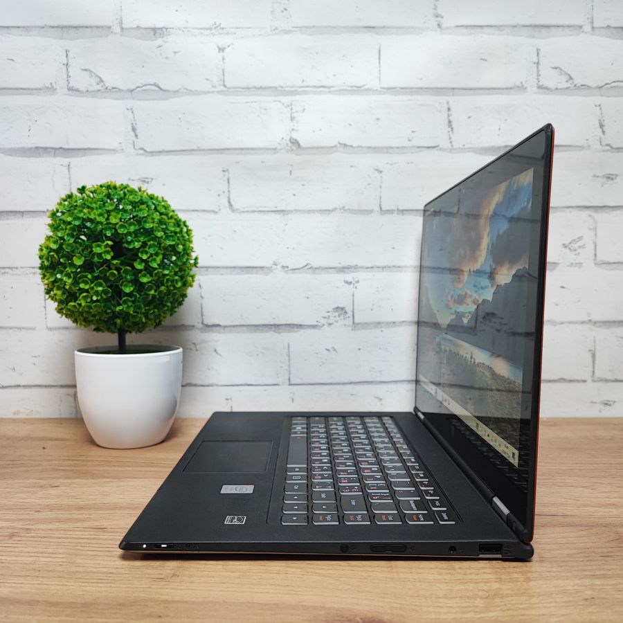 Ноутбук Б/В Lenovo Yoga 2 pro, Intel Core i5-4200U, DDR3 8GB, SSD 256GB, 13" HD Сенсор