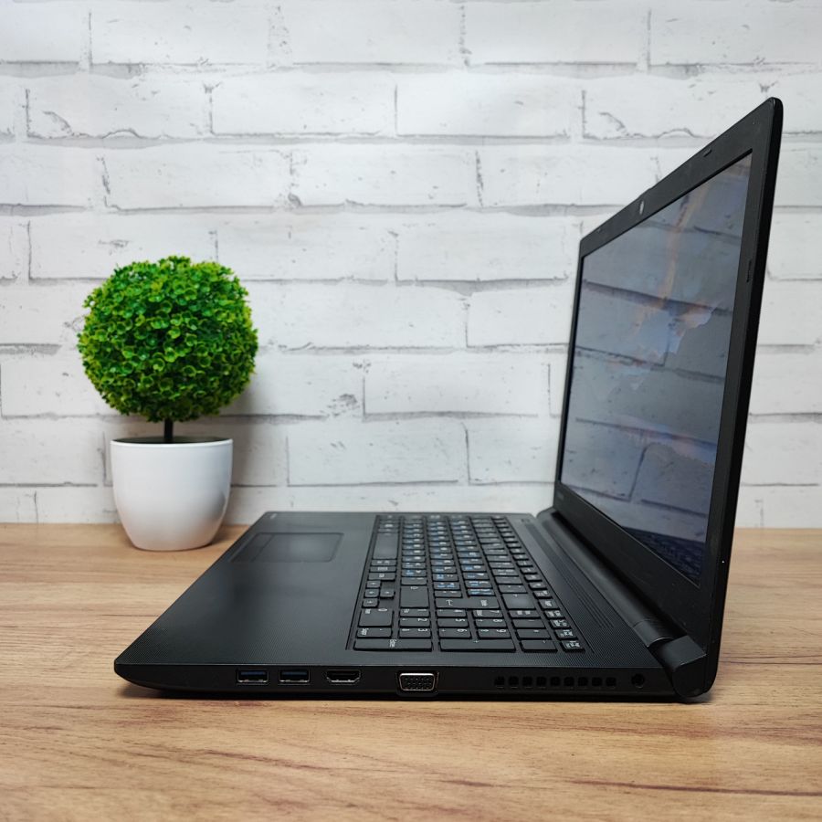 Ноутбук Б/В Toshiba Satillite Pro R50-B-14U, Intel Core i5-5200U, DDR3 8 GB, SSD 256GB, 15.6" HD