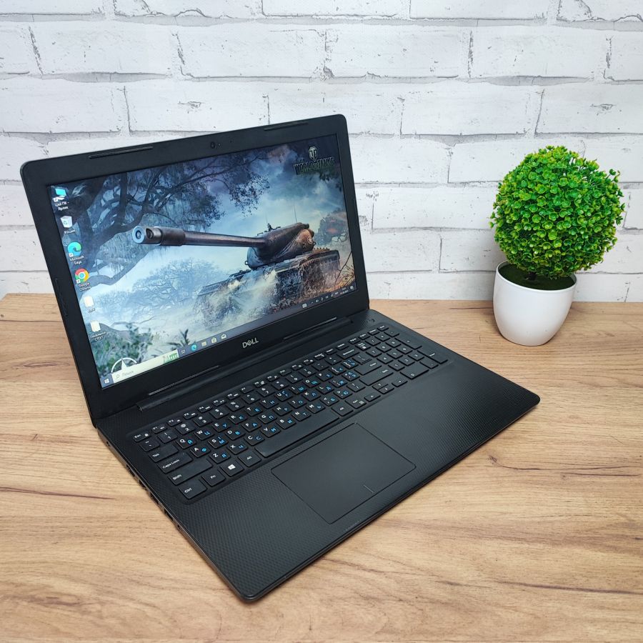 Ноутбук Б/В Dell Inspiron P75F, Intel Core i3-8145U, DDR4 16 GB, SSD 256GB, 15.6" Full HD Сенсор