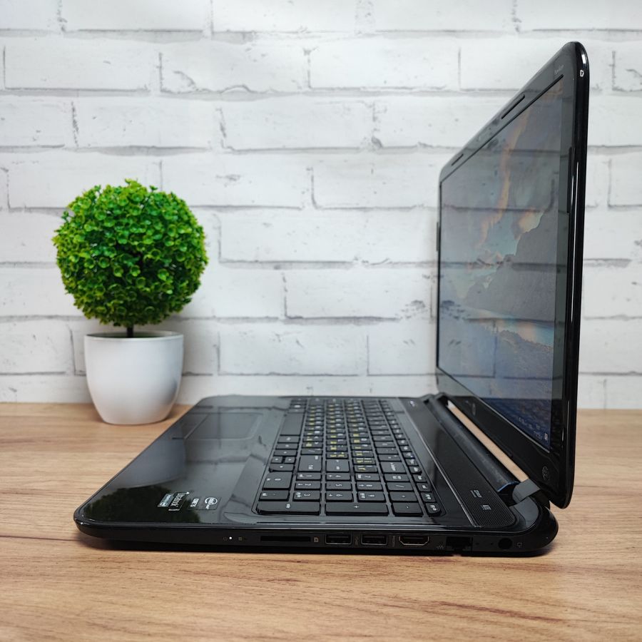 Ноутбук Б/В HP 15-B1083D, Intel Core i5-3337U, DDR3 8 GB, SSD 256GB, 15.6" HD