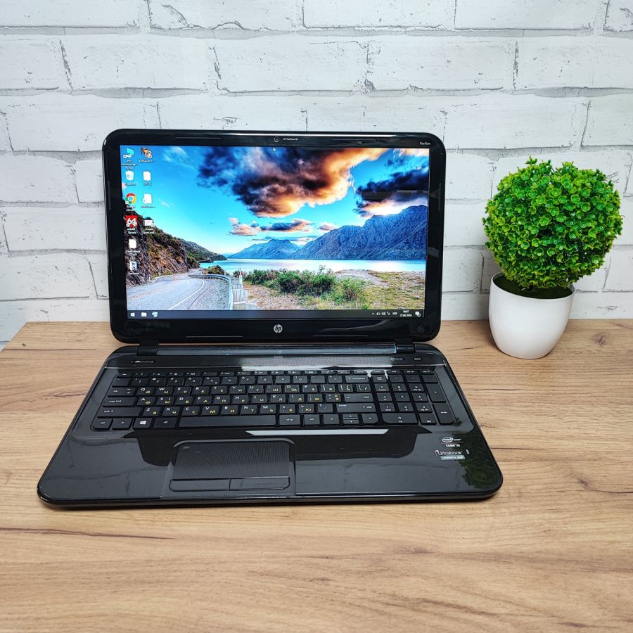 Ноутбук Б/В HP 15-B1083D, Intel Core i5-3337U, DDR3 8 GB, SSD 256GB, 15.6" HD
