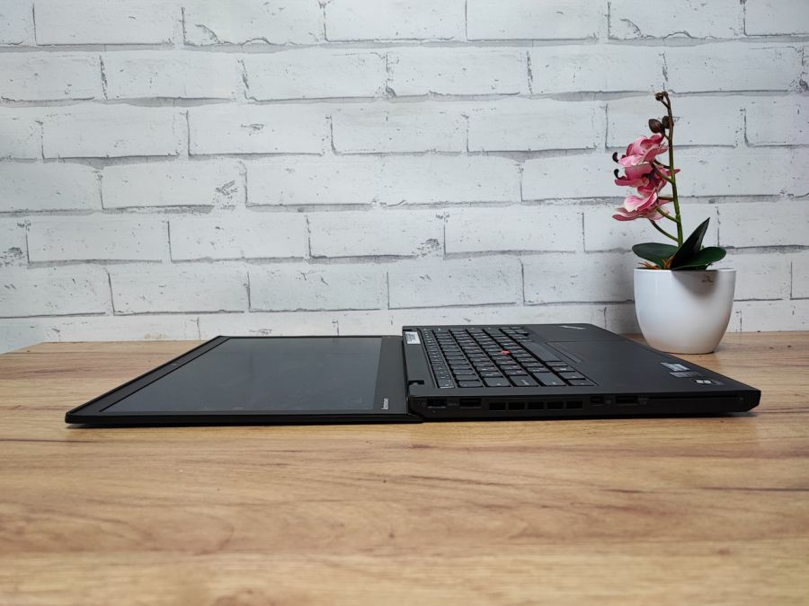 Ноутбук Б/В Lenovo T440S, Intel Core i5-4300U, DDR3 12 GB, SSD 128GB, 14" HD
