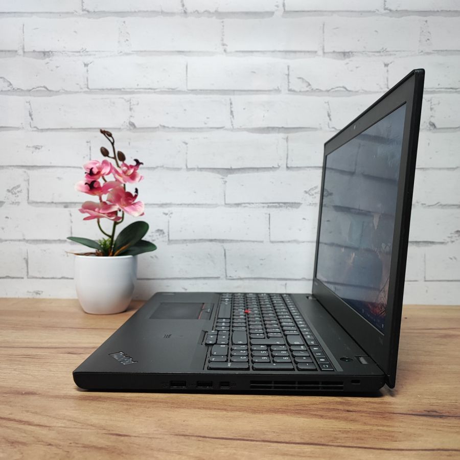 Ноутбук Б/В Lenovo T550, Intel Core i5-5200U, DDR3 8 GB, SSD 256GB, 15.6" Full HD