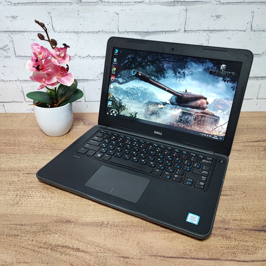 Ноутбук Б/В Dell Latitude 3380, Intel Core i3-6006U, DDR4 16 GB, SSD 128GB, 13.3" HD