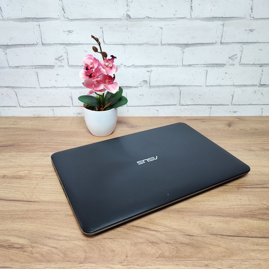 Ноутбук Б/В ASUS A555L, Intel Core i5-5200U, DDR3 8 GB, SSD 256GB, 15.6" HD