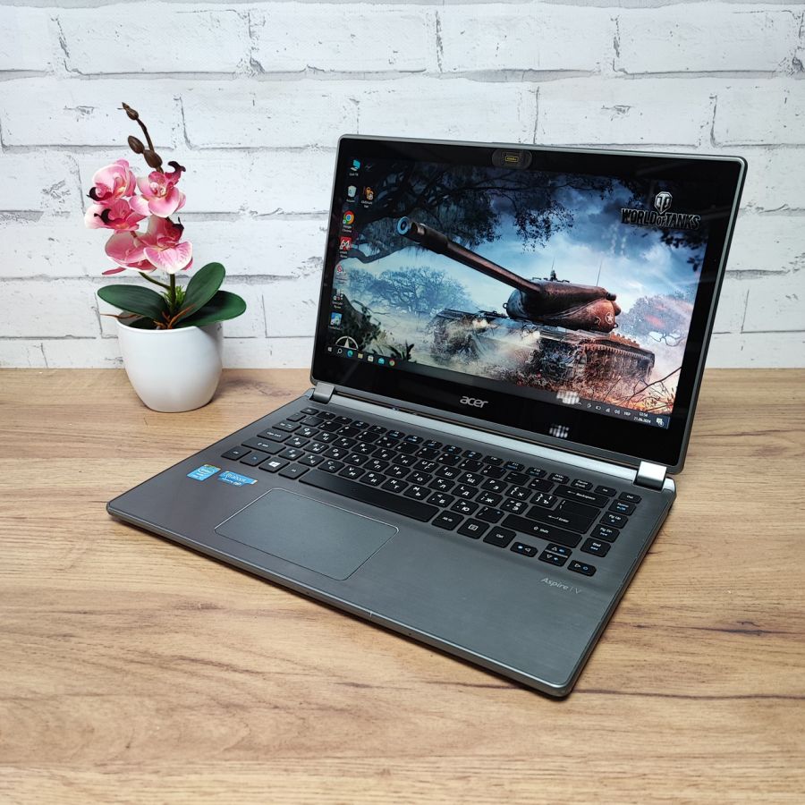 Ноутбук Б/В Acer Aspire ZQY, Intel Core i5-4200U, DDR3 8 GB, SSD 256GB, 14" Сенсор