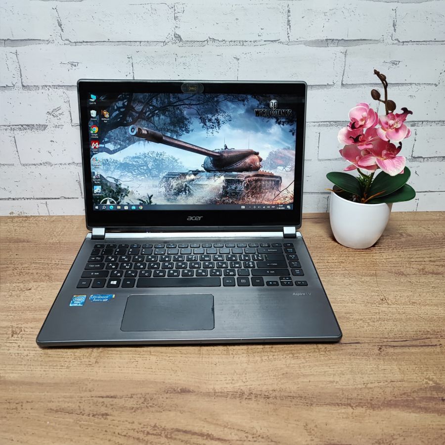 Ноутбук Б/В Acer Aspire ZQY, Intel Core i5-4200U, DDR3 8 GB, SSD 256GB, 14" Сенсор