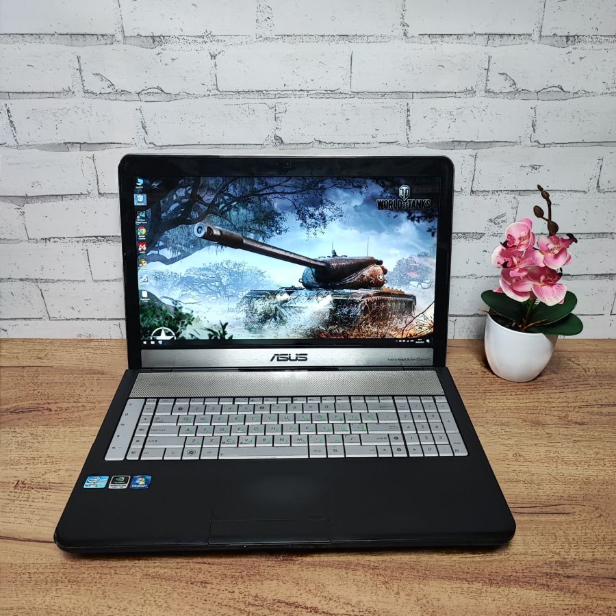 Ноутбук Б/В ASUS N75S, Intel Core i7-2630QM, DDR3 8 GB, SSD 256GB + HDD 700GB, NVIDIA GeForce GT555M 2Gb, 17" Full HD