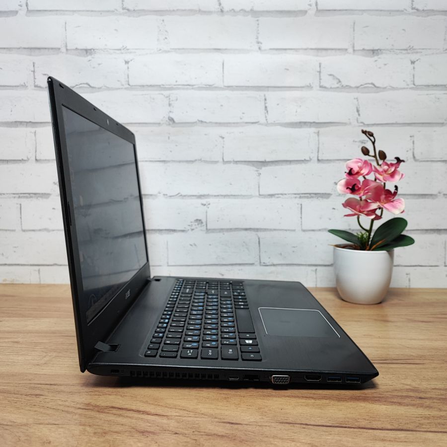Уцінка! Ноутбук Б/В Acer Aspire E5-575, Intel Core i3-6100U, DDR4 8 GB, SSD 128GB, 15.6" Full HD