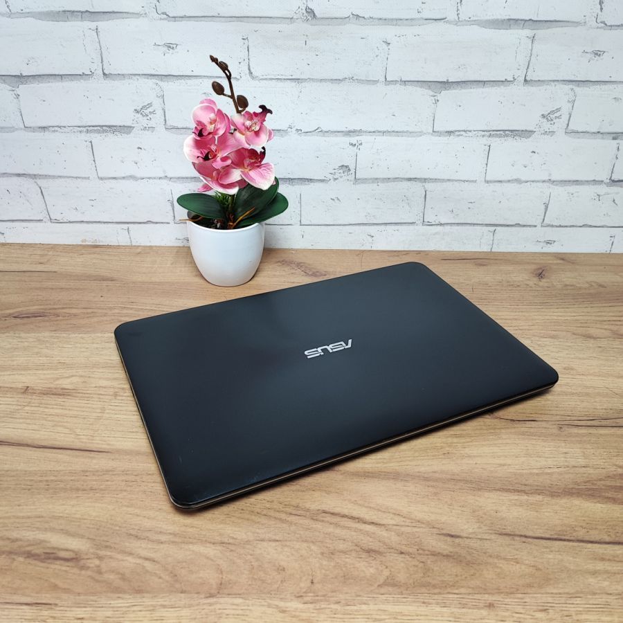 Ноутбук Б/В ASUS X555L, Intel Core i5-5200U, DDR3 8 GB, SSD 256GB, NVIDIA GeForce 920M 2Gb, 15.6"