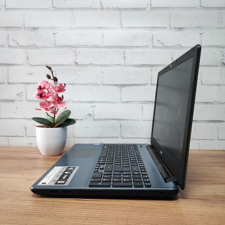 Ноутбук Б/В Acer E5-571, Intel Core i3-4005U, DDR3 8 GB, SSD 128GB, 15.6" HD