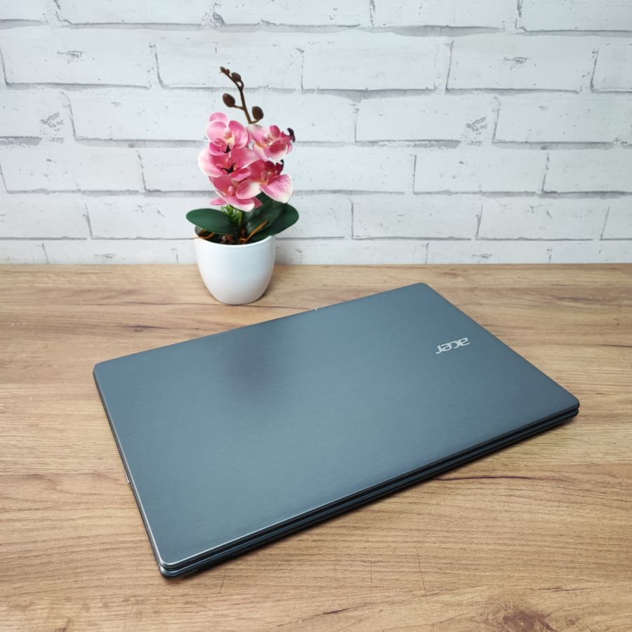 Ноутбук Б/В Acer E5-571, Intel Core i3-4005U, DDR3 8 GB, SSD 128GB, 15.6" HD