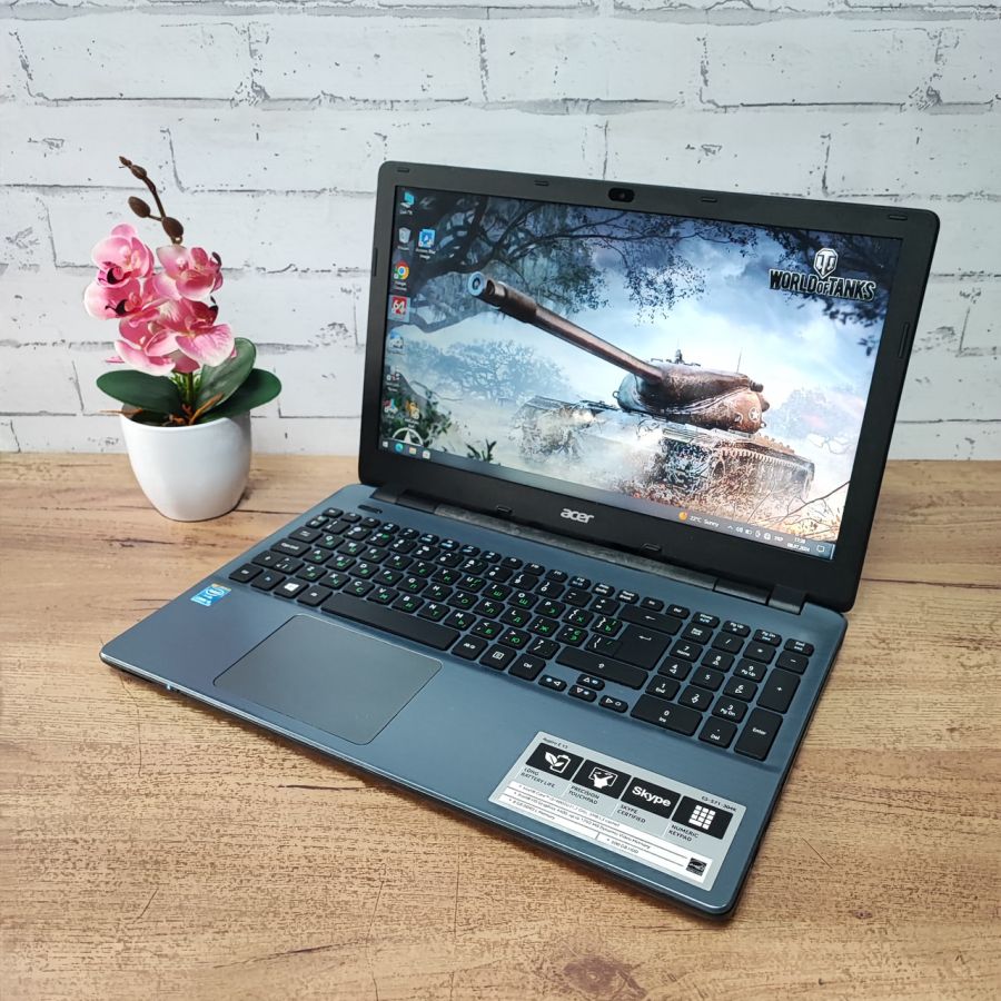 Ноутбук Б/В Acer E5-571, Intel Core i3-4005U, DDR3 8 GB, SSD 128GB, 15.6" HD