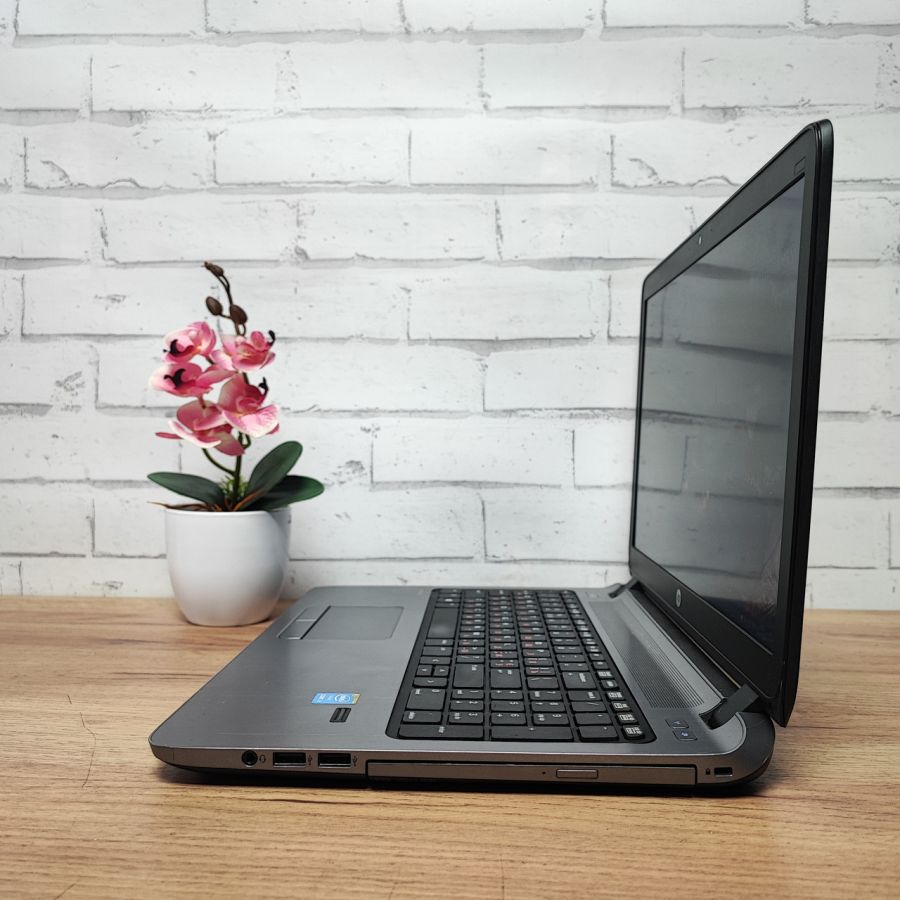 Ноутбук Б/В HP ProBook 450 G2, Intel Core i3-4030U, DDR3 8 GB, SSD 128GB, 15.6" Full HD