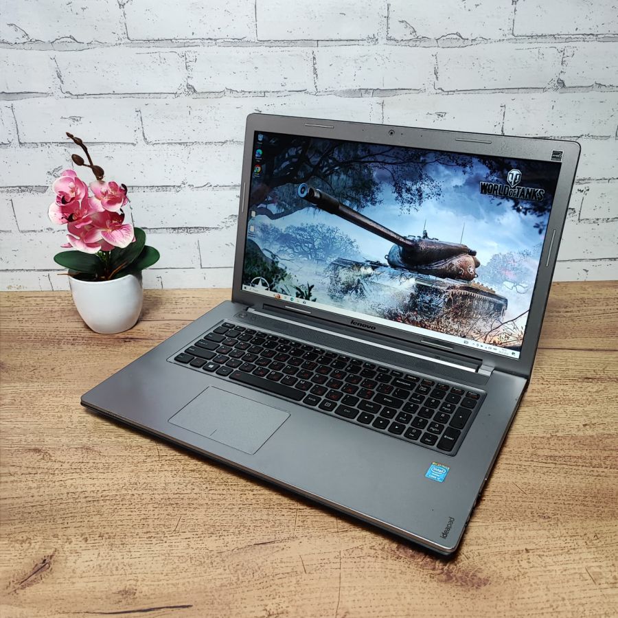 Уцінка! Ноутбук Б/В Lenovo IdeaPad Z710, Intel Core i5-4200M, DDR3 8 GB, SSD 180GB, NVIDIA GeForce GT 740M 2gb, 17" Full HD