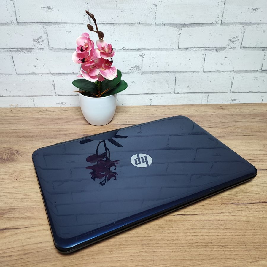 Ноутбук Б/В HP 15-G031NO, AMD A6-6310, DDR3 8 GB, SSD 256GB, AMD Radeon R4 1Gb, 15.6"
