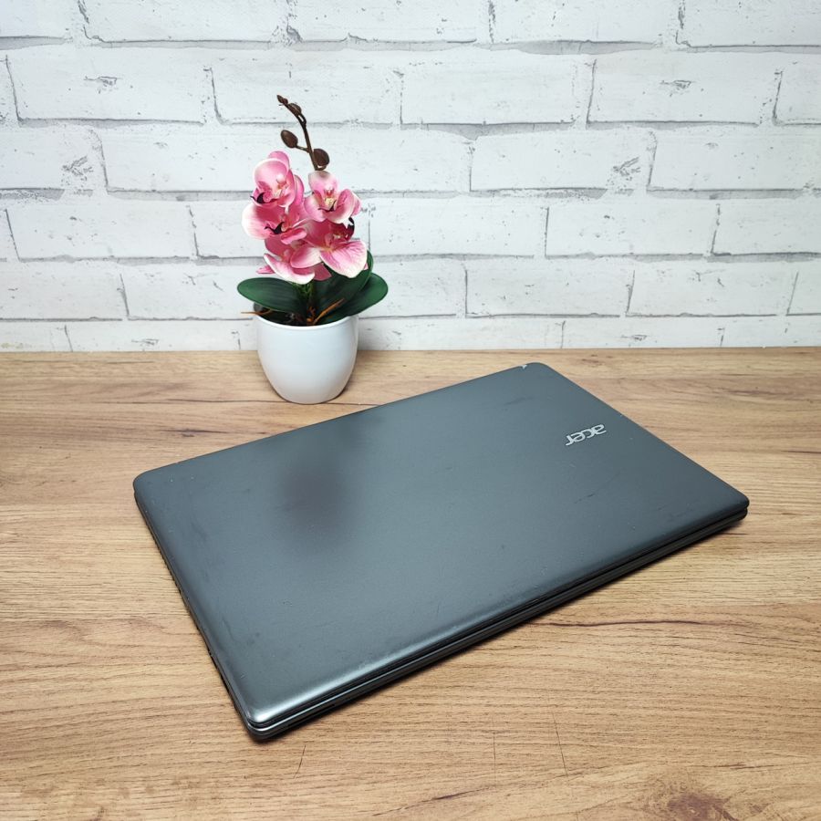 Ноутбук Б/В Acer Aspire E1-572P, Intel Core i7-4500U, DDR3 8 GB, SSD 256GB, 15.6" HD