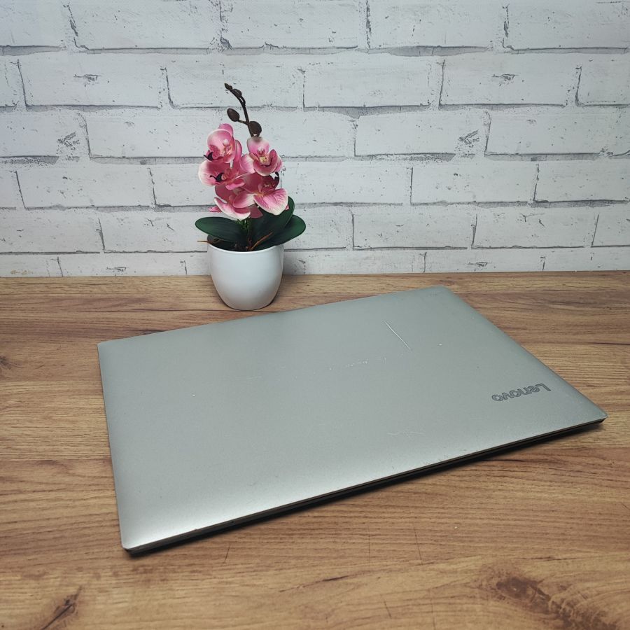 Ноутбук Б/В Lenovo IdeaPad 330-17IKB, Intel Pentium 4415U, DDR4 20 GB, SSD 256GB, 17" Full HD