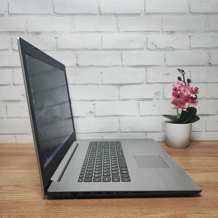 Ноутбук Б/В Lenovo IdeaPad 330-17IKB, Intel Pentium 4415U, DDR4 20 GB, SSD 256GB, 17" Full HD