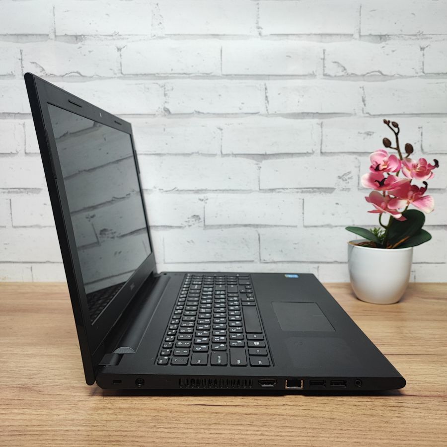 Ноутбук Б/В Dell Inspiron 3543, Intel Core i5-5200U, DDR3 8 GB, SSD 128GB, 15.6" HD