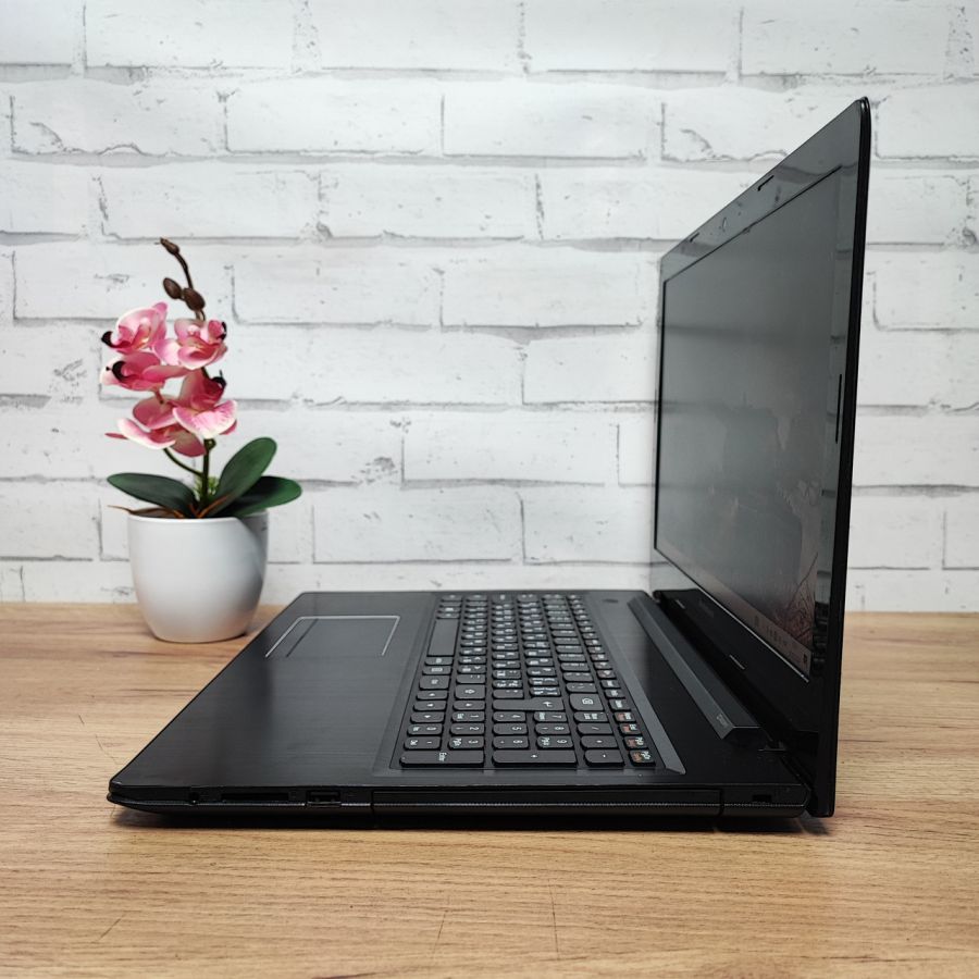 Ноутбук Б/В Lenovo Z50-75, AMD A8-7100, DDR3 8 GB, SSD 256GB, AMD Radeon R5 M230, 15.6"