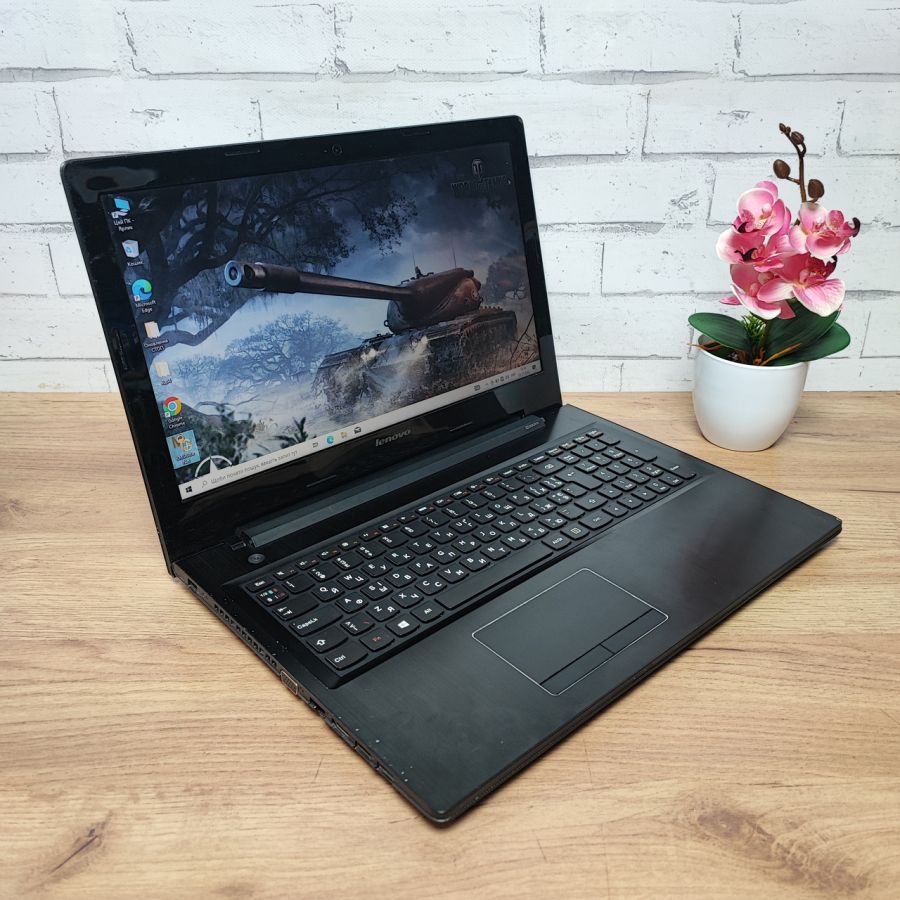 Ноутбук Б/В Lenovo Z50-75, AMD A8-7100, DDR3 8GB, SSD 256GB, AMD Radeon R5 M230, 15.6"