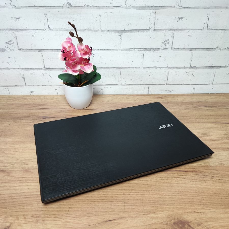 Ноутбук Б/В Acer Aspire E5-573, Intel Core i3-4005U, DDR3 12 GB, SSD 128GB, 15.6" HD