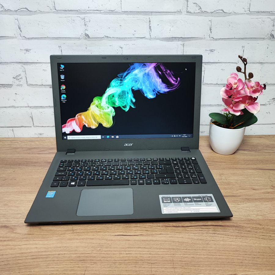 Ноутбук Б/В Acer Aspire E5-573, Intel Core i3-4005U, DDR3 12 GB, SSD 128GB, 15.6" HD