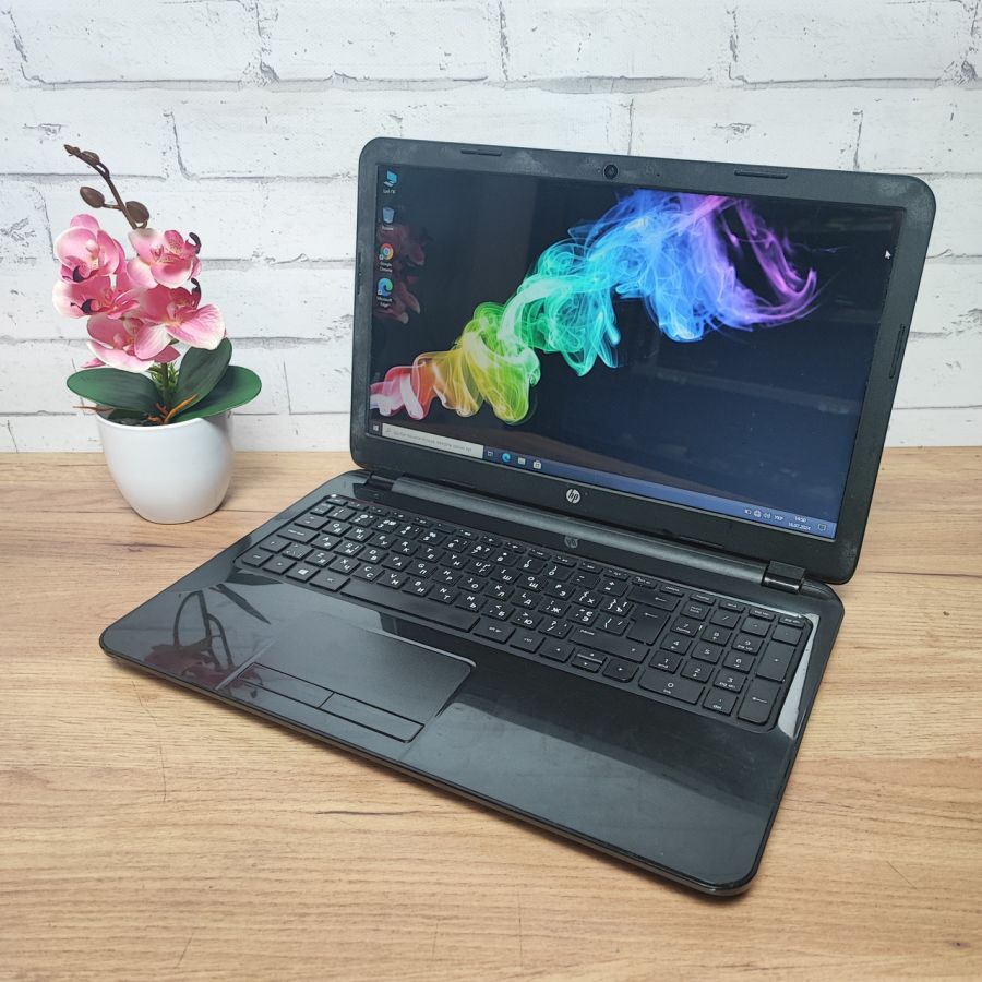 Ноутбук Б/В HP, AMD A6-6310, DDR3 8GB, SSD 128GB, AMD Radeon R4 1GB, 15.6"